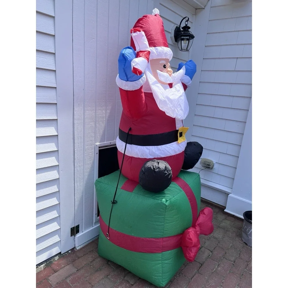 6 FT Christmas Inflatables Santa Claus Waterproof 6  Lighted  Blow I8M2